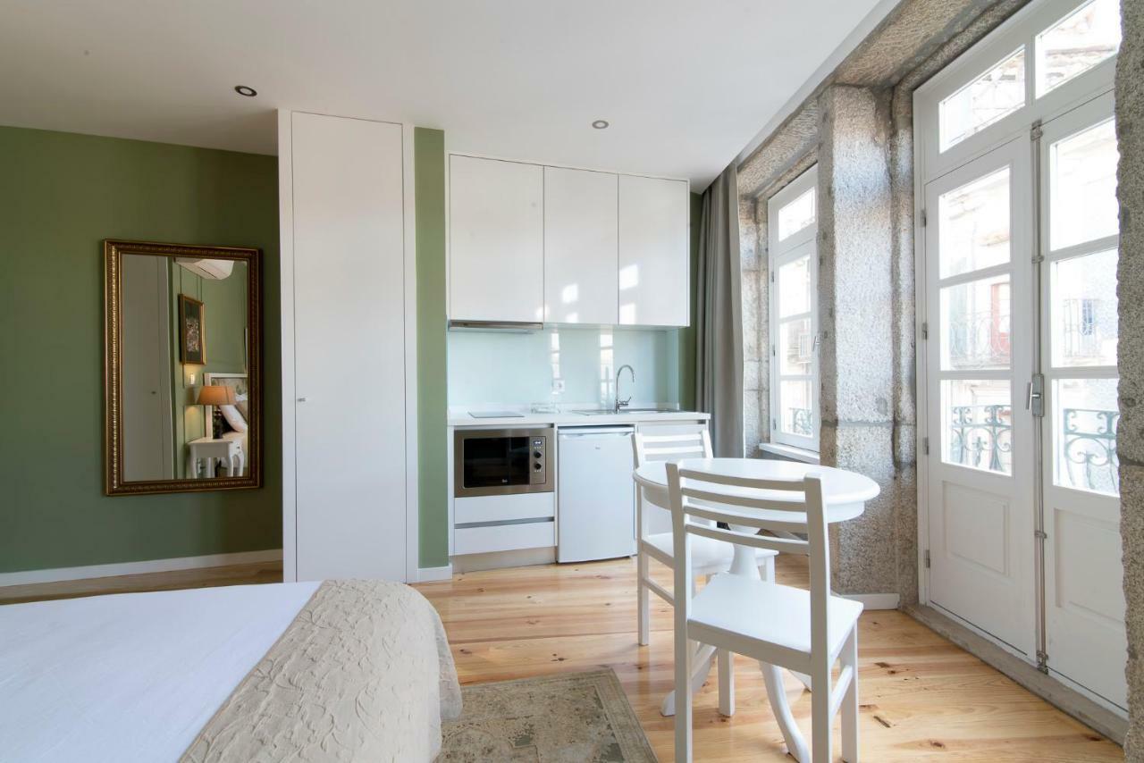 Casas Do Loureiro Oporto